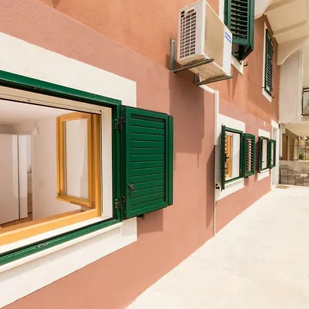 House Close To Aci Marina