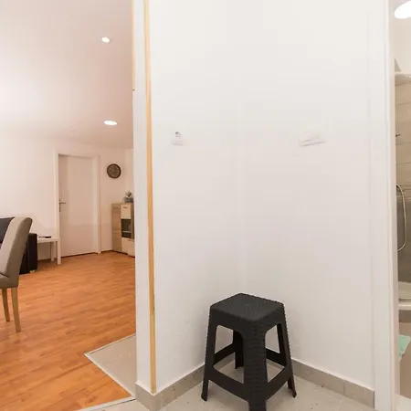 House Close To Aci Marina Apartament